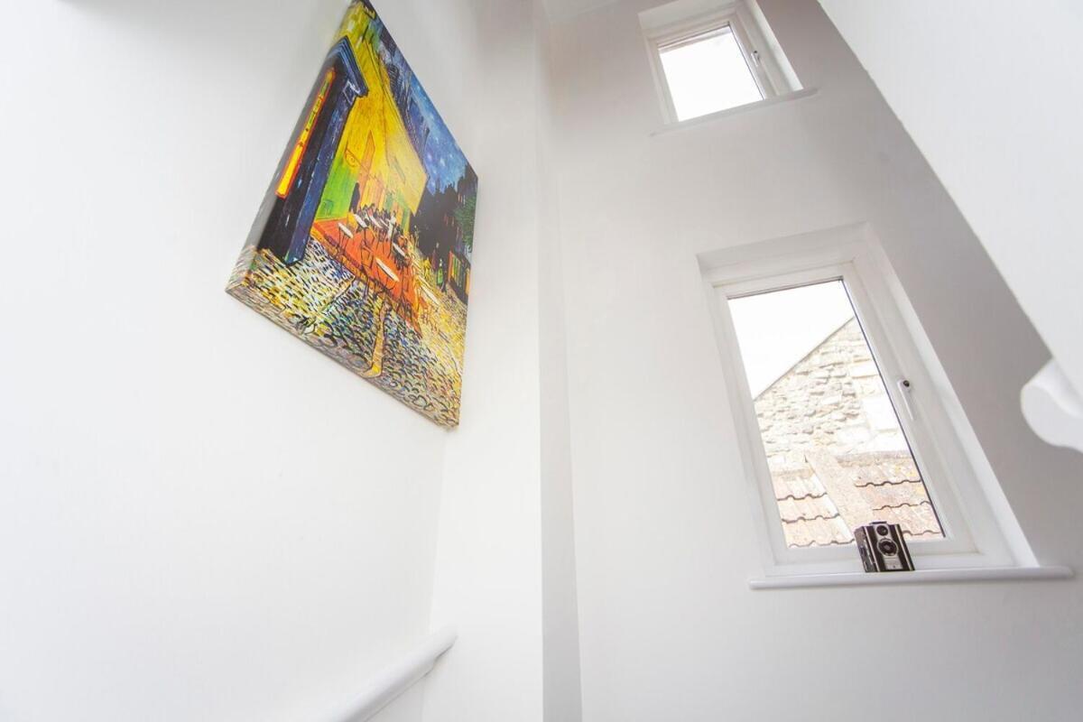 The Roof Terrace Maisonette - City Centre Бат Екстериор снимка