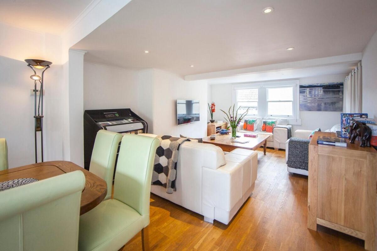 The Roof Terrace Maisonette - City Centre Бат Екстериор снимка